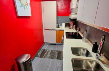 Luxury Central Apartment - Photo 12