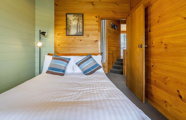 Mole Creek Cabins - Photo 12