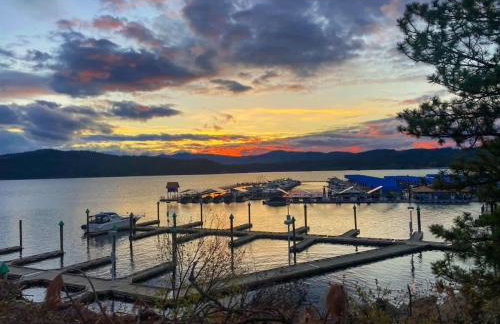 Big Family Getaway- Theater Room- BBQ- Play Room- Fire Pit - Foto 51