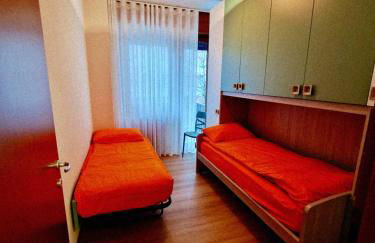 CONTINENTAL - ONE MINUTE TRAINS STATIONS - Tirano center - Foto 5