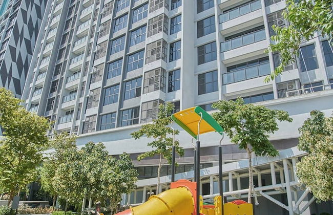 Cozy Skyline Retreat Trion KL - Level 63 - Foto 35