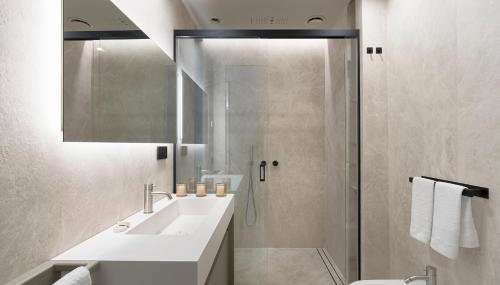 Aera Suites 301-302 by Letstay - Foto 4, towels, Shower