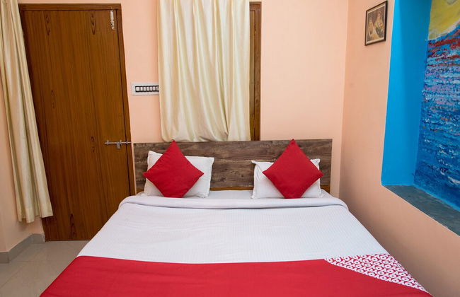 OYO 14227 Home Lake View Stay Brahmpol - Photo 4