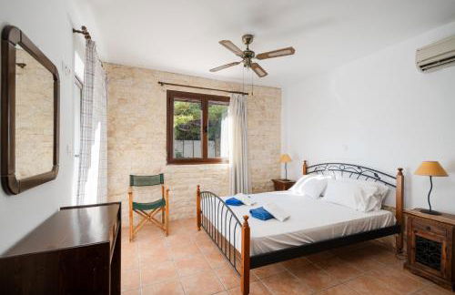 Villa Saronida - Photo 5