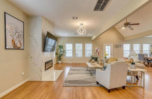 Saltwater Pool! Epic Galveston Bay Group Getaway! - Foto 7