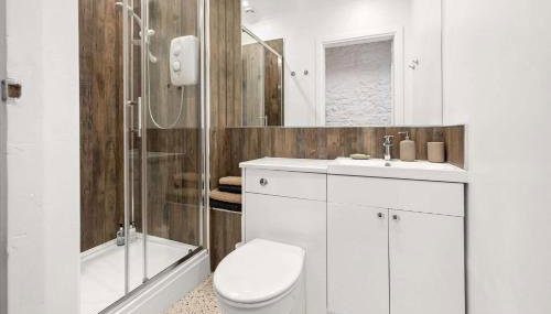 Stunning 1Bedroom Central Apartment - Foto 4, towels, Shower