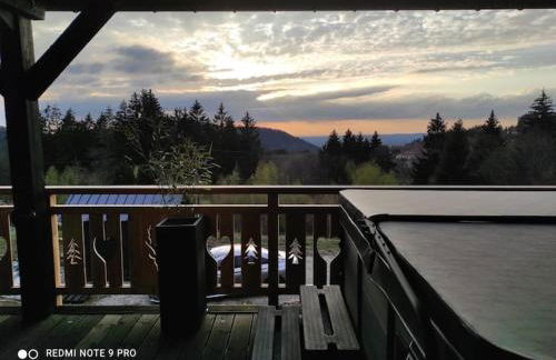 Chalet neuf avec jacuzzi privé, vue imprenable sur Massif des Vosges - Foto 25