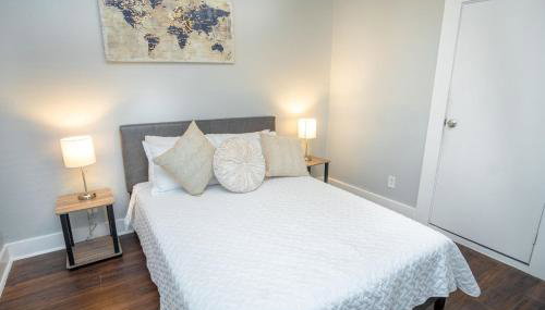 Remodeled Historic 1BR 1BA House Near Downtown - Foto 3