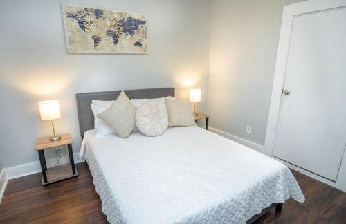 Remodeled Historic 1BR 1BA House Near Downtown - Photo 3