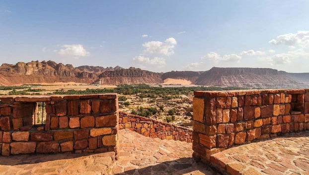 Disfrutando de la visita guiada por Al-Ula