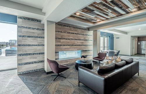 Convention Ctr Bespoke Beauty - 2BD Pool,Gym,Hot tub,Pkg - Foto 44