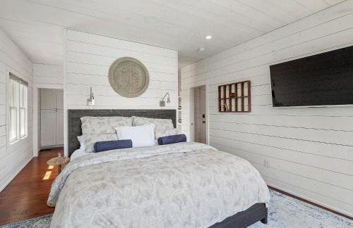 Central Perk - Pet Friendly, Luxury Cabin Feel, Kayaksand Coffee! - Foto 28