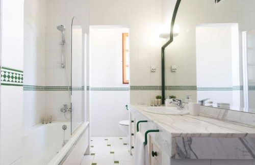 Andalusian villa on the sea and the bay of Malaga - Photo 15