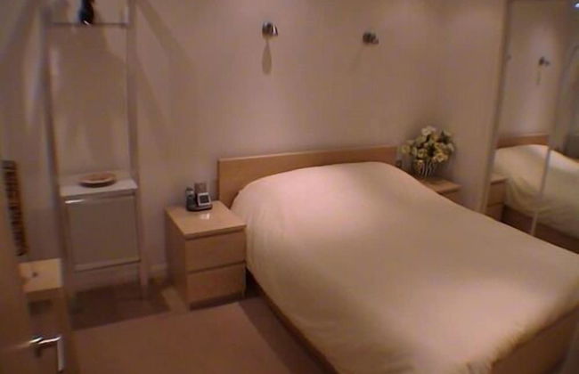 Earle House Serviced Apartments - Photo 3