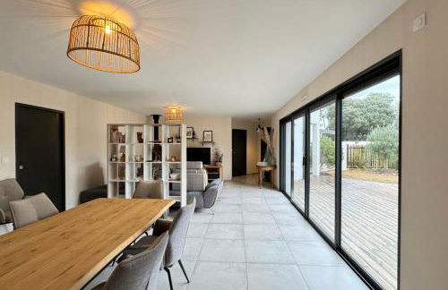 La Villa Pinède avec SPA à 5 minutes de la mer - Photo 9