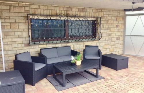 Haus mit Seeblick - Terrassen - großzügig auf 2 Ebenen - freistehend 1.000 qm - Foto 39