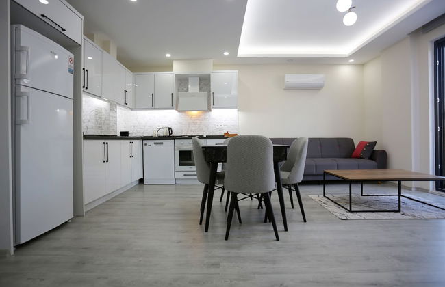 Bright House Apart - Photo 11