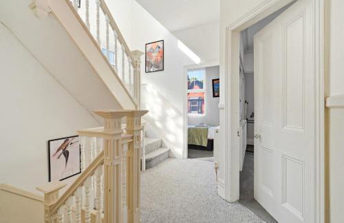 Large 7-Bed House Sleeps 14 FREE Parking ,Contractors & Groups Welcome - Foto 37