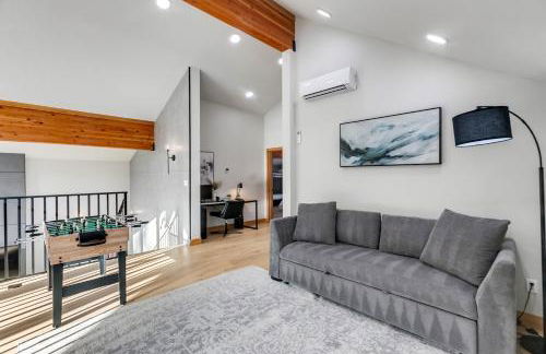 LUXE Hyak Retreat with Sauna, Hot Tub, Game Room, 6BR - Foto 60