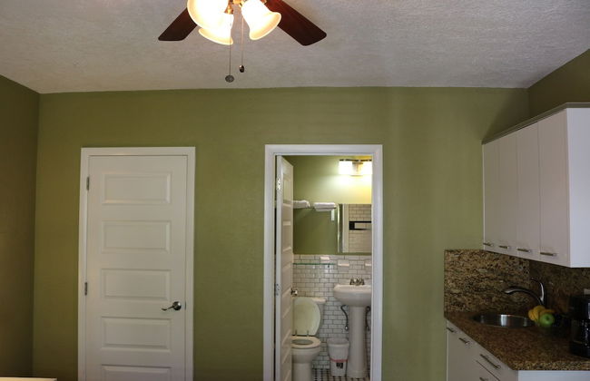 Ocean Drive Villas - Photo 3