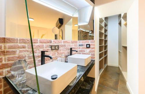 Elegante piso de dos dormitorios en el corazón de Malasaña, Madrid Temporal DFE11SI - Foto 54