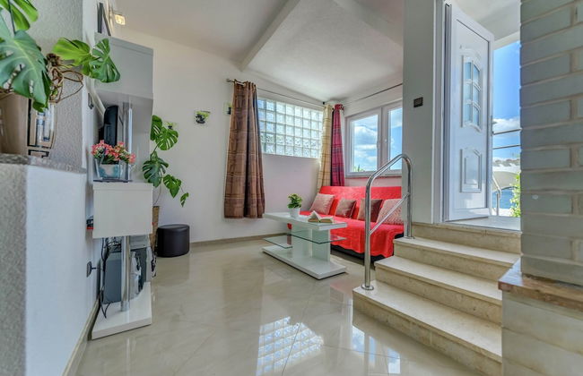 Modern Apartment in Arbanija with Hot Tub - Foto 12