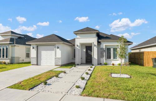 Spacious Modern 3 Bd 2Ba House with Garage and Parking - Foto 20