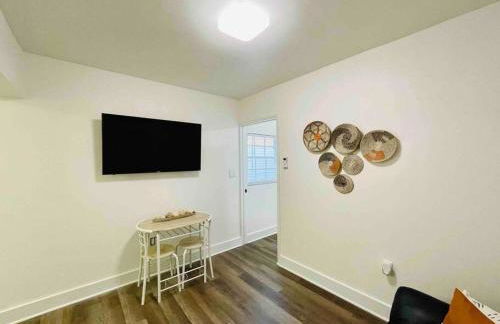 Sleeps 3, Cozy, Boho Style, in the heart of Miami -free parking - Foto 40