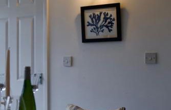 Cosy Canal-side lodge with log burner - Foto 31