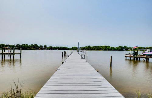River Refresh - Waterfront with Spa on Placid Bay Luxury Vacation Rental by B Michaels Escapes - Foto 7