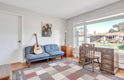 Spacious 2 bedroom home in Niles, Illinois with office, full kitchen and 2 baths - Foto 12