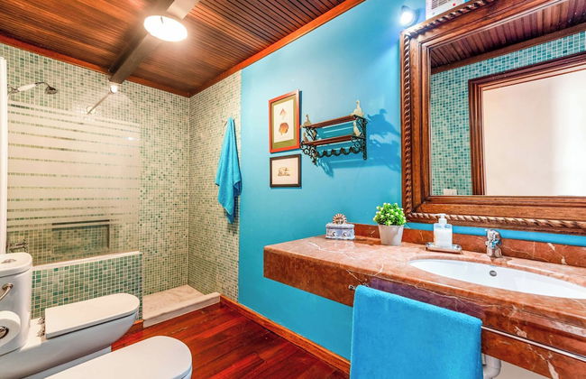 Puerta de Hierro - Photo 27