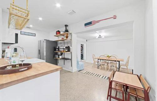 Lakefront Villa with Heated Pool Kayaks and Outdoor Fun - Foto 27