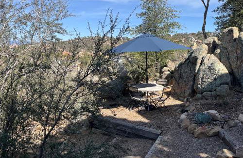 Eagles Nest Casita Luxury king memory foam bed feather pillows & duvet Amazing views, private balcony, Great location & Dog friendly - Foto 66