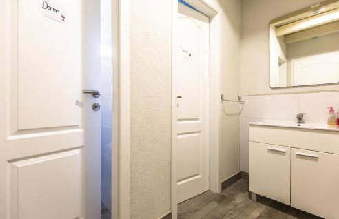 Six-Bedroom Holiday Home In Zagvozd - Foto 47