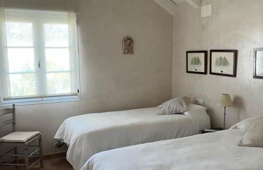 Chalet Ciudad Ducal con piscina y jardin - Foto 16