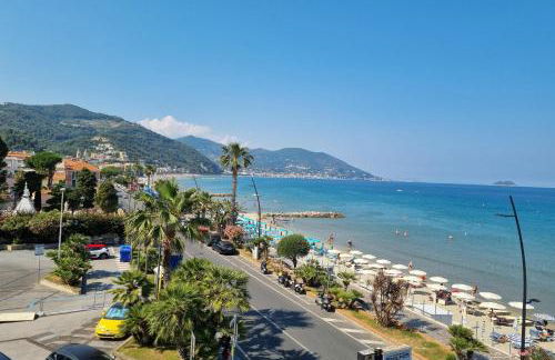 Laigueglia Beach - Happy Rentals - Foto 17
