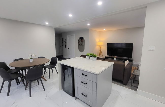 JstLikeHome - Serenity Suites - Photo 18