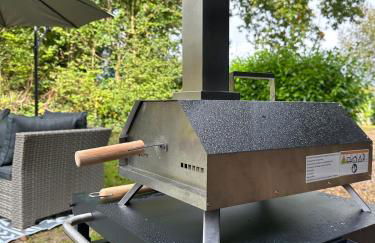 The Dairy Cottage with hot tub & pizza oven - Photo 20