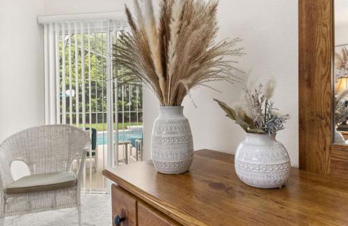 Peaceful yet perfect location, private pool home - Foto 35