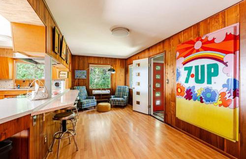 All the Waters Retro Home on Lake Michigan- Your Own PRIVATE BEACH - Foto 38