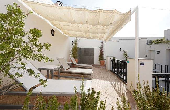 Numa Seville Alegre - Photo 1