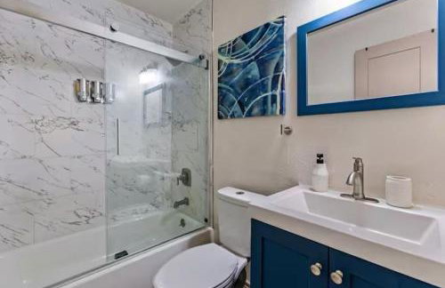 The Tides of Galveston Pet Friendly Walk to Beach - Photo 10