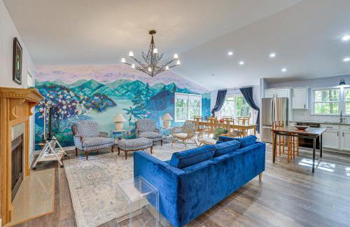 Forest-View Gem on Vaughn Creek Less Than 1 Mi to Dtwn! - Foto 6