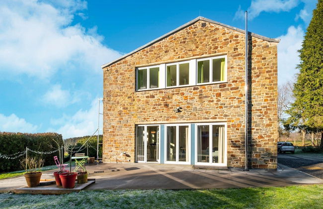 Stylish Retreat With Sauna - Photo 34