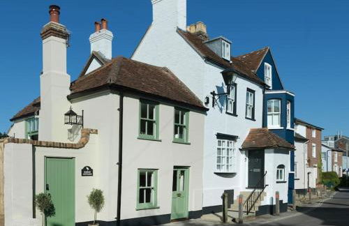 Quaint 18th Century Cottage in Lymington - Foto 37