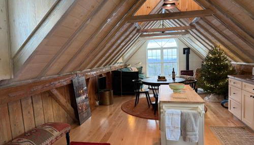 Elegant Private Barn Apartment in E Dover with 50 mile view - Foto 2
