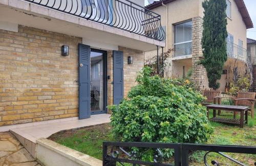 Studio en rez-de-jardin - Photo 13