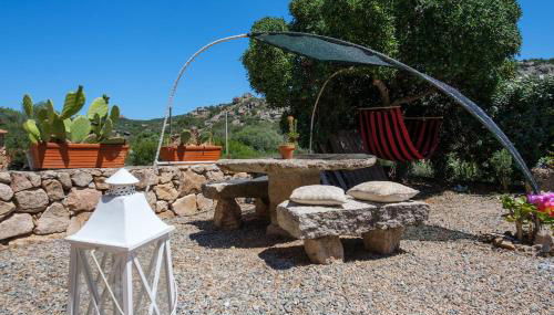 Romantic House with Bathtub in Room 5 min Porto Cervo - Foto 2