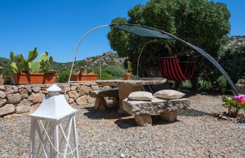 Romantic House with Bathtub in Room 5 min Porto Cervo - Foto 2